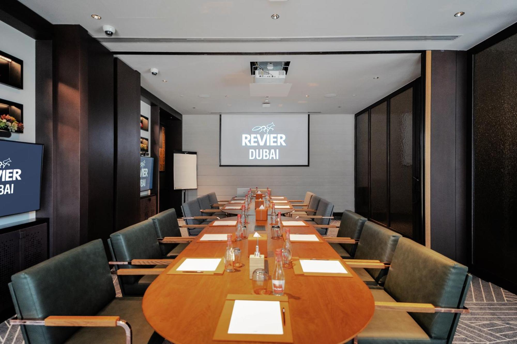 Revier Hotel - ドバイ エクステリア 写真